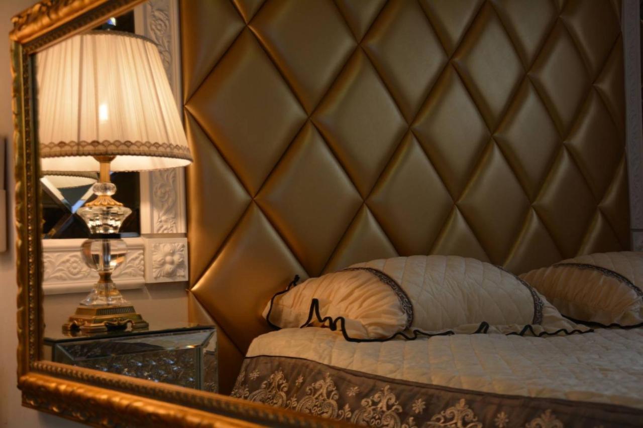 Le Petit Versailles Vernon  Ngoại thất bức ảnh